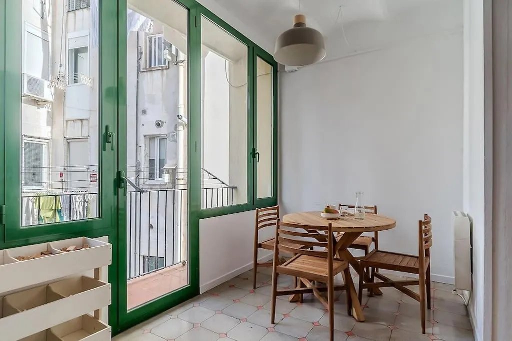 Canela Homes Barcelona Fontana 0*,